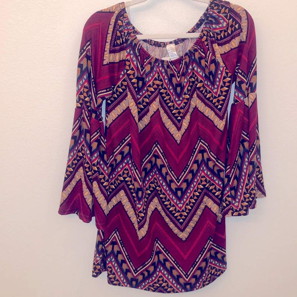 Red - Maternity-Bell Sleeves Tunic Top L-XL NWT